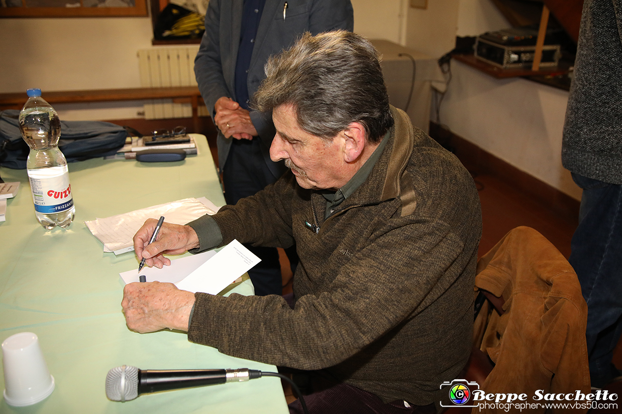 VBS_3095 - Presentazione libro 'Tra Valchiusella e Messico in giro per l'Olivetti' di Meuccio Bertarione.jpg